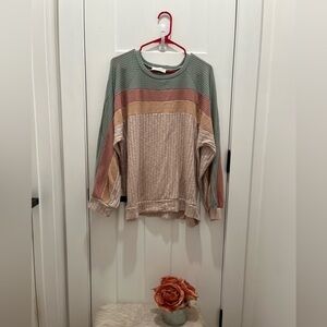 Women’s Top Size XL Tri Color Long Sleeves Relaxed Fit